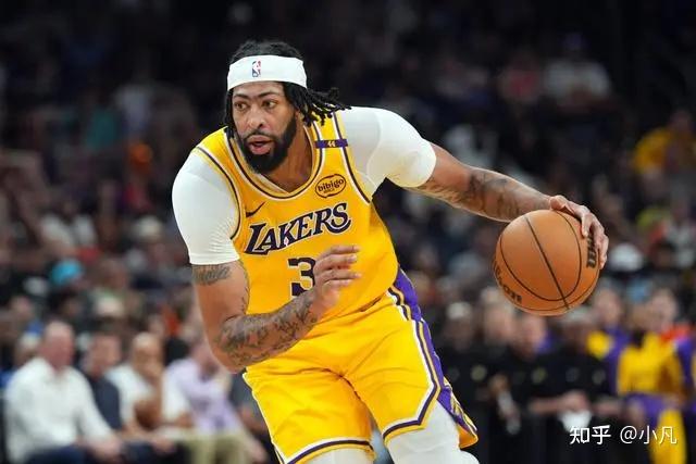 NBA季后赛三分命中率最低球员排行榜：威少位居末尾
